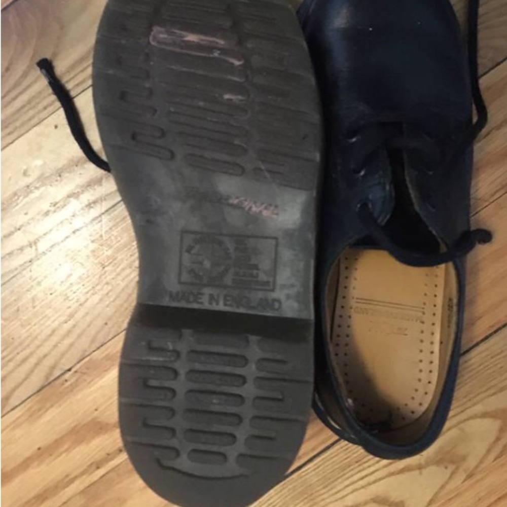 Doc Martens Youth Size 1 - Picture 8 of 8